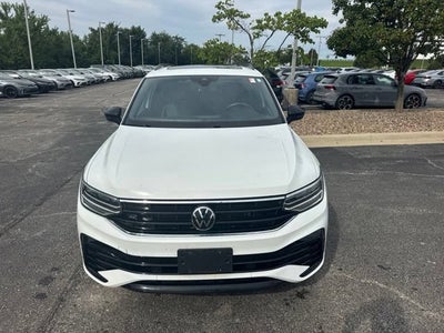2022 Volkswagen Tiguan SE R-Line Black
