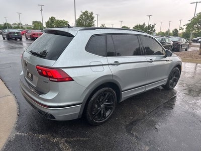2023 Volkswagen Tiguan SE R-Line Black