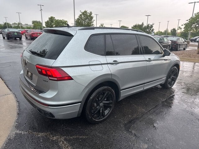 2023 Volkswagen Tiguan SE R-Line Black