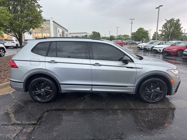 2023 Volkswagen Tiguan SE R-Line Black