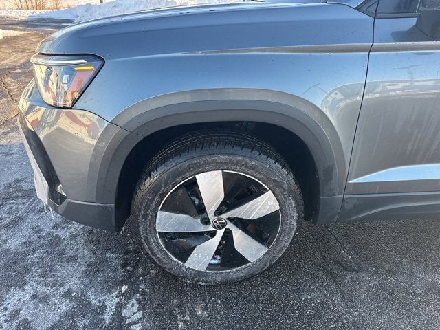 2025 Volkswagen Taos S