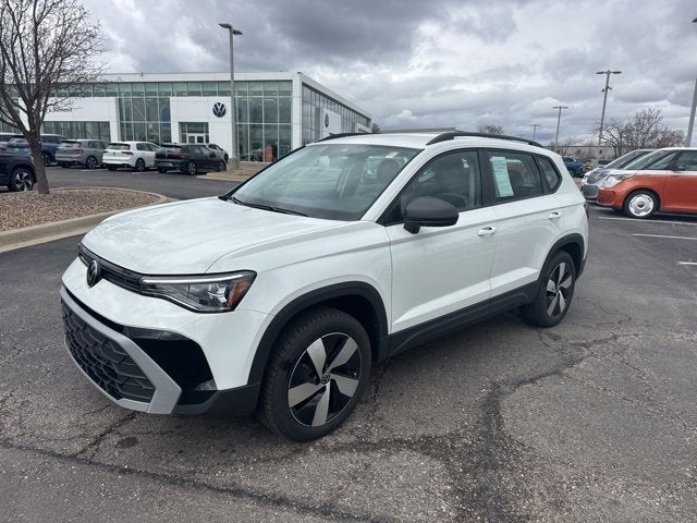 2025 Volkswagen Taos S