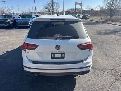 2024 Volkswagen Tiguan SE R-Line Black