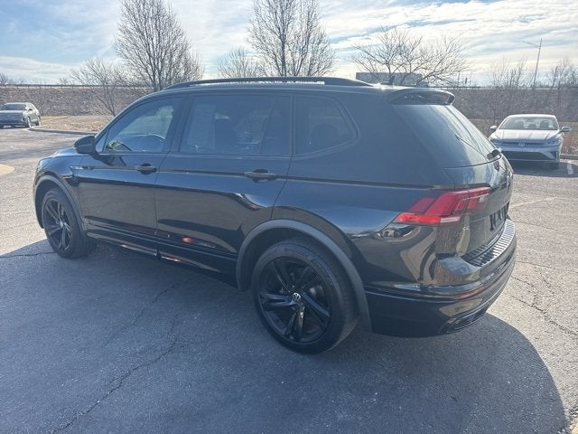 2023 Volkswagen Tiguan SE R-Line Black