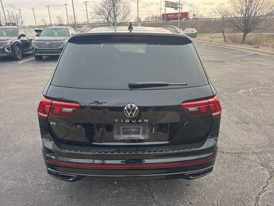 2024 Volkswagen Tiguan SE R-Line Black