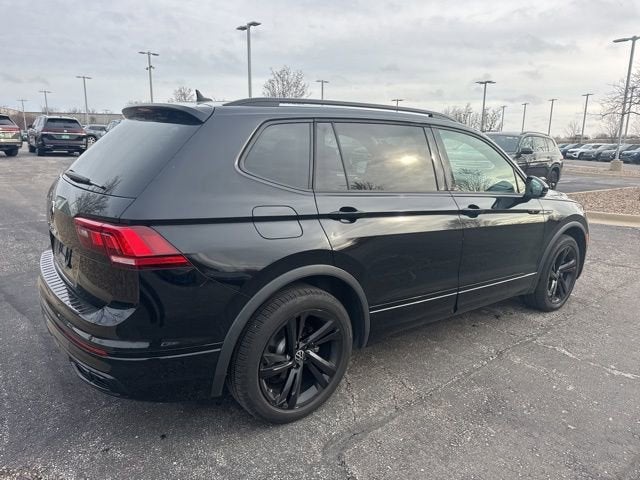 2024 Volkswagen Tiguan SE R-Line Black