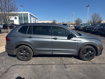 2024 Volkswagen Tiguan SE R-Line Black