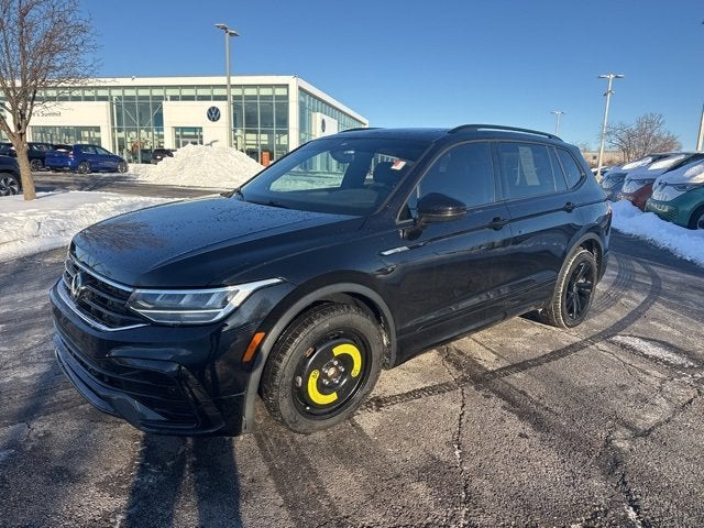 2024 Volkswagen Tiguan SE R-Line Black