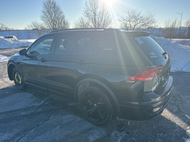 2024 Volkswagen Tiguan SE R-Line Black