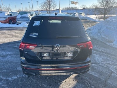 2024 Volkswagen Tiguan SE R-Line Black