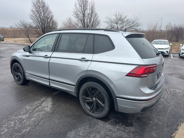 2023 Volkswagen Tiguan SE R-Line Black