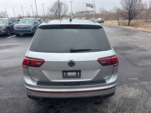2023 Volkswagen Tiguan SE R-Line Black