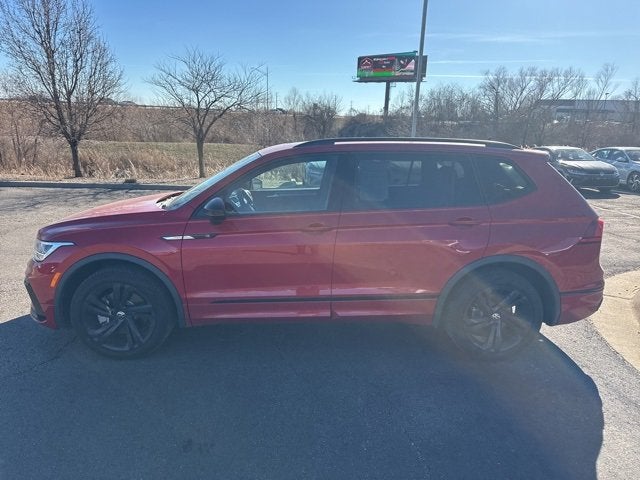 2024 Volkswagen Tiguan SE R-Line Black