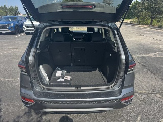 2026 Volkswagen Taos SE