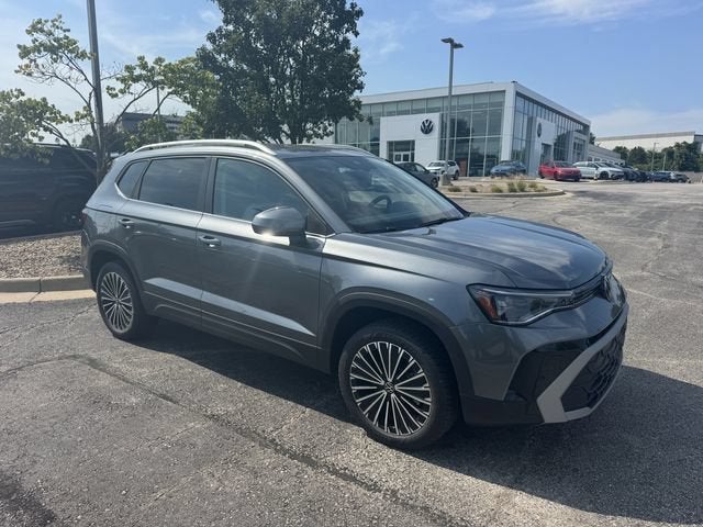 2026 Volkswagen Taos SE