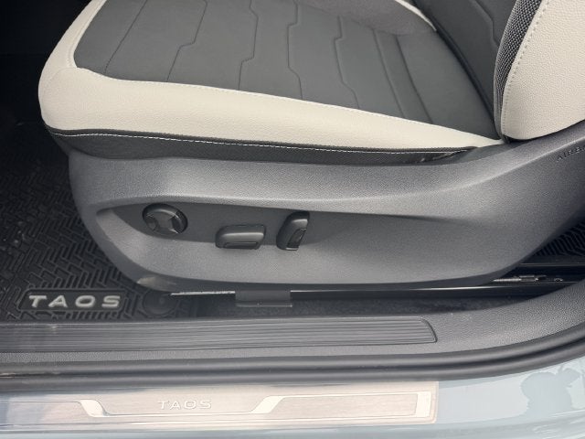 2027 Volkswagen Taos SE