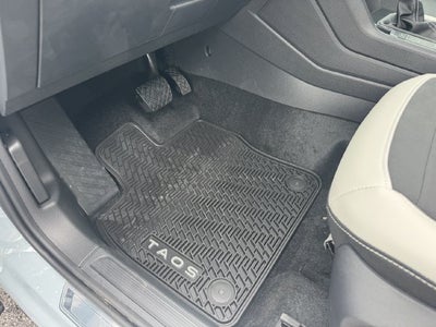 2027 Volkswagen Taos SE