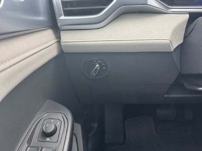 2027 Volkswagen Taos SE