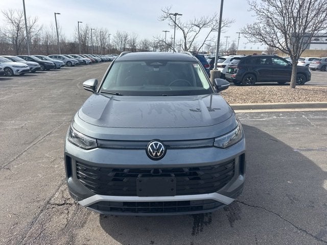 2025 Volkswagen Tiguan SE