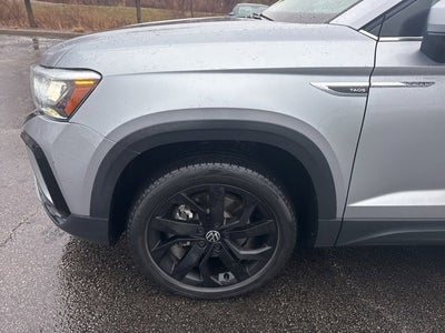 2023 Volkswagen Taos SE