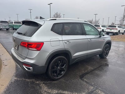 2023 Volkswagen Taos SE