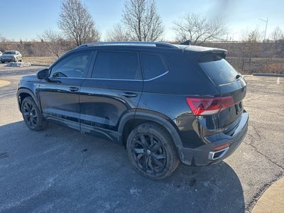 2023 Volkswagen Taos SE