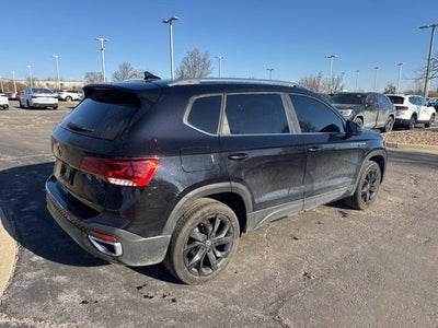 2023 Volkswagen Taos SE