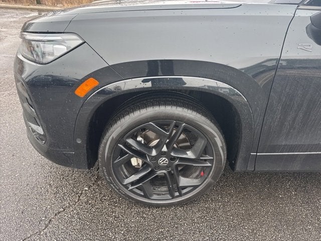 2025 Volkswagen Tiguan SE R-Line Black