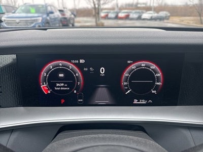 2025 Volkswagen Tiguan SE R-Line Black