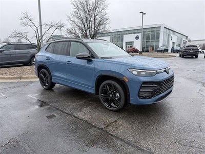 2026 Volkswagen Tiguan SE R-Line Black