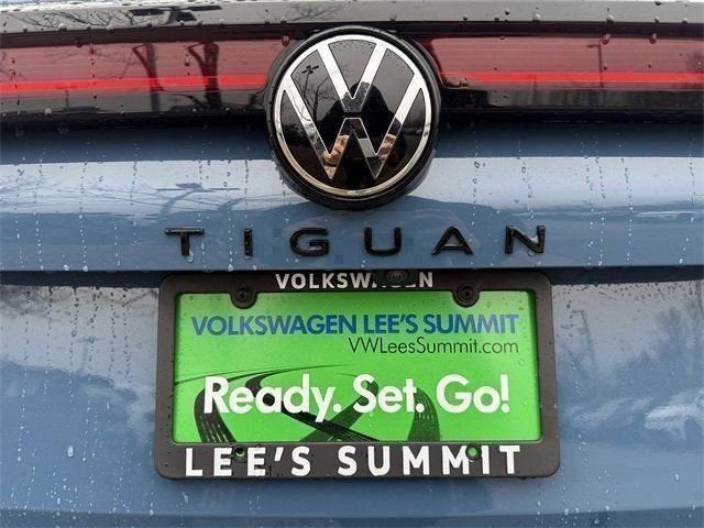 2026 Volkswagen Tiguan SE R-Line Black
