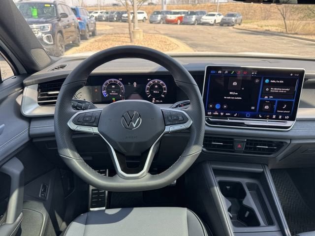 2026 Volkswagen Tiguan SE R-Line Black