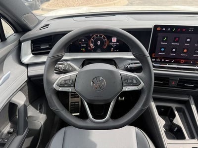 2026 Volkswagen Tiguan SE R-Line Black