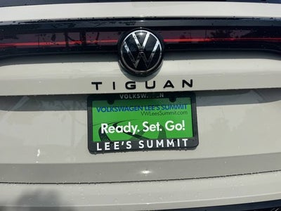 2026 Volkswagen Tiguan SE R-Line Black