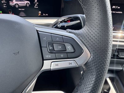 2026 Volkswagen Tiguan SE R-Line Black