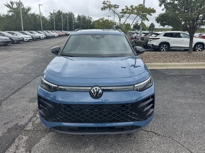 2026 Volkswagen Tiguan SE R-Line Black