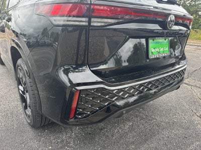2026 Volkswagen Tiguan SE R-Line Black