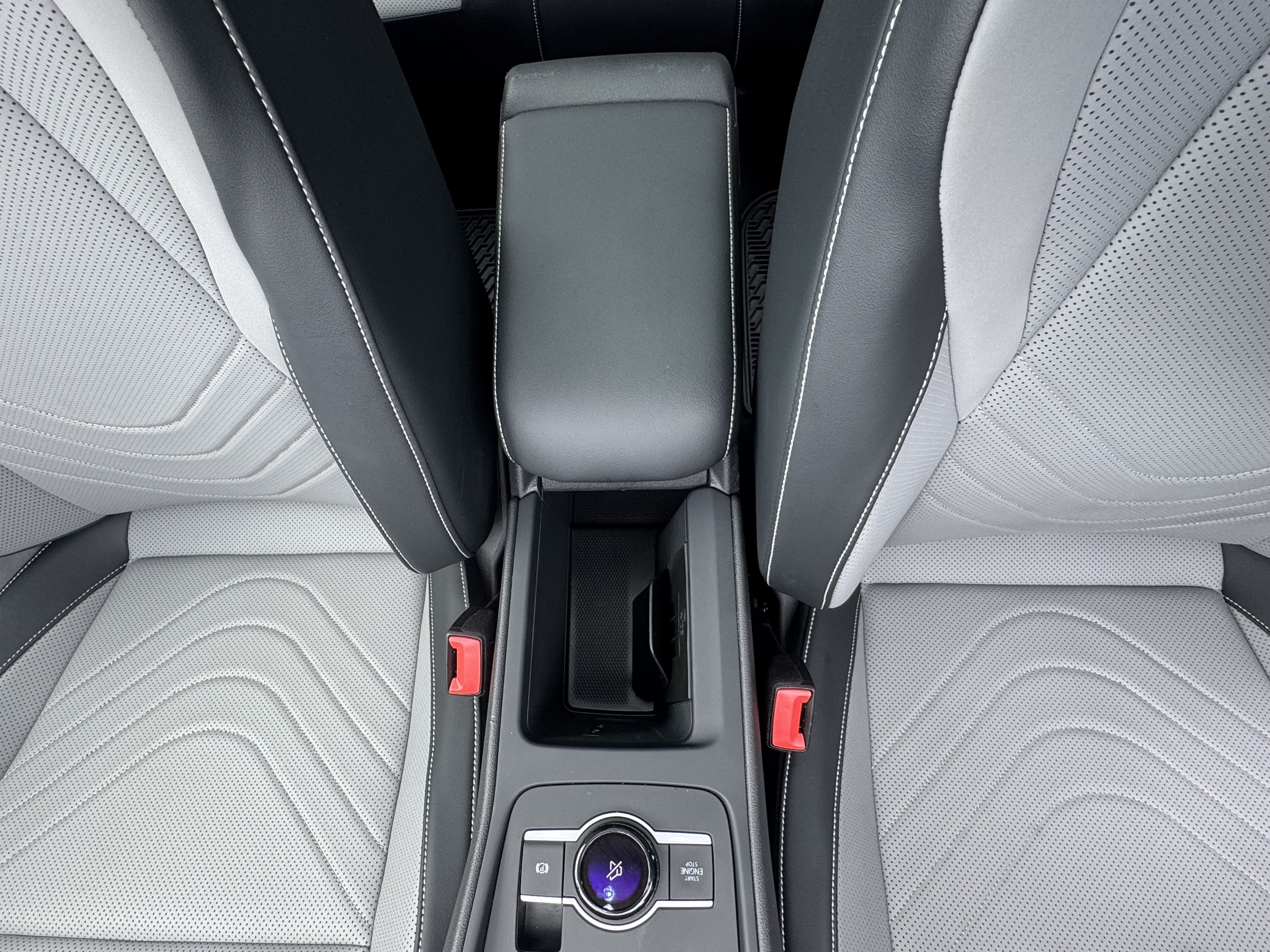 2025 Volkswagen Tiguan SE R-Line Black