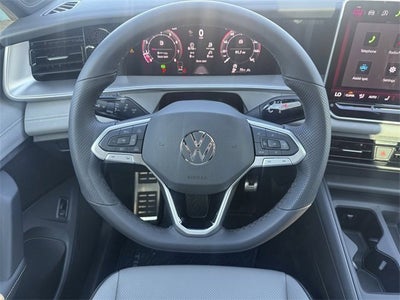 2026 Volkswagen Tiguan SE R-Line Black