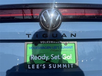 2026 Volkswagen Tiguan SE R-Line Black