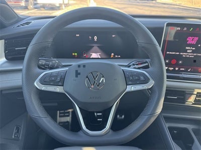 2026 Volkswagen Tiguan SE R-Line Black