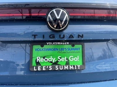 2026 Volkswagen Tiguan SE R-Line Black