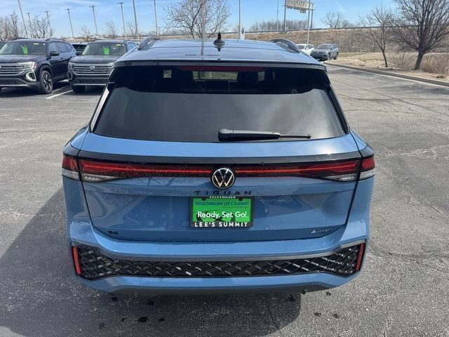 2026 Volkswagen Tiguan SE R-Line Black