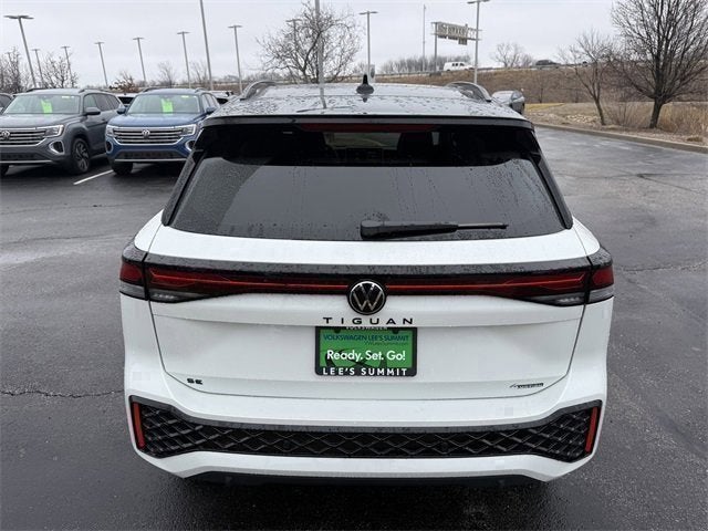 2026 Volkswagen Tiguan SE R-Line Black