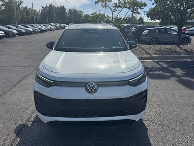 2026 Volkswagen Tiguan SE R-Line Black