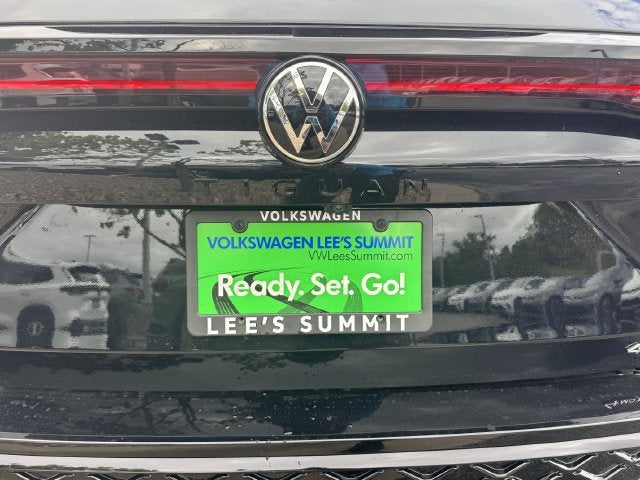 2026 Volkswagen Tiguan SE R-Line Black