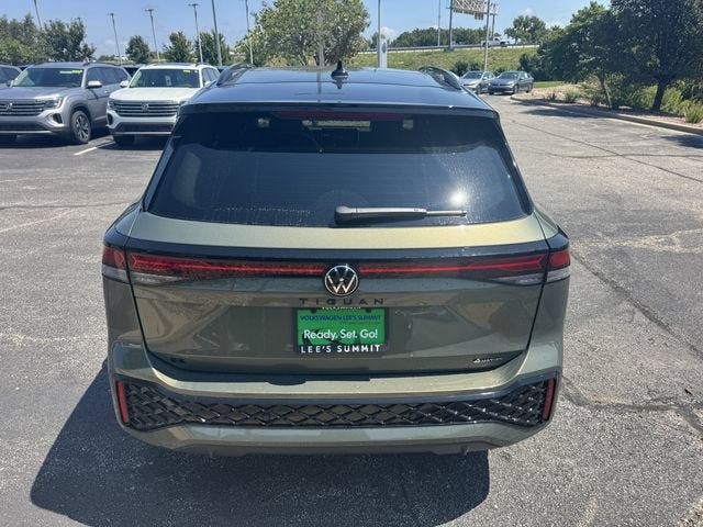 2026 Volkswagen Tiguan SE R-Line Black