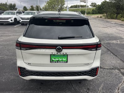 2026 Volkswagen Tiguan SE R-Line Black