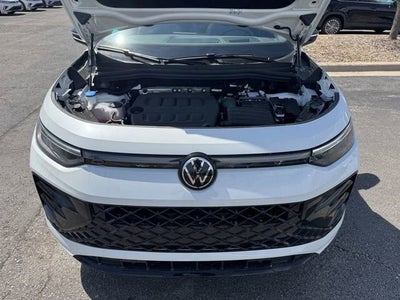 2026 Volkswagen Tiguan SE R-Line Black