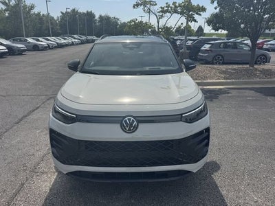 2026 Volkswagen Tiguan SE R-Line Black